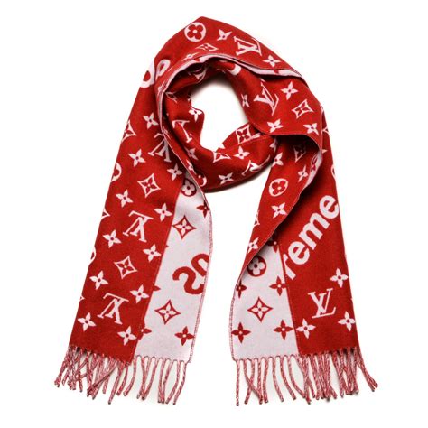 lv wool scarf.